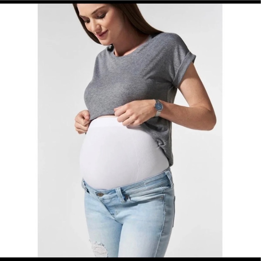 NWT BLANQI Maternity Jeans 👖SOLD OUT online